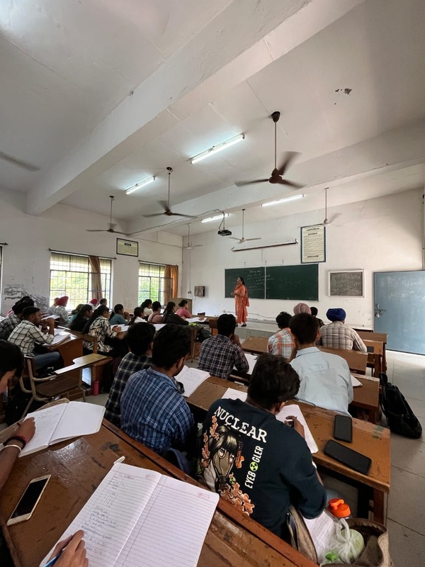 Advisor Session (Machine)