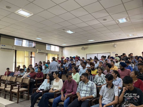 Advisor Session (Machine)