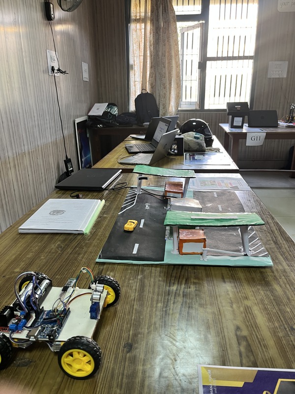 Advisor Session (Machine)