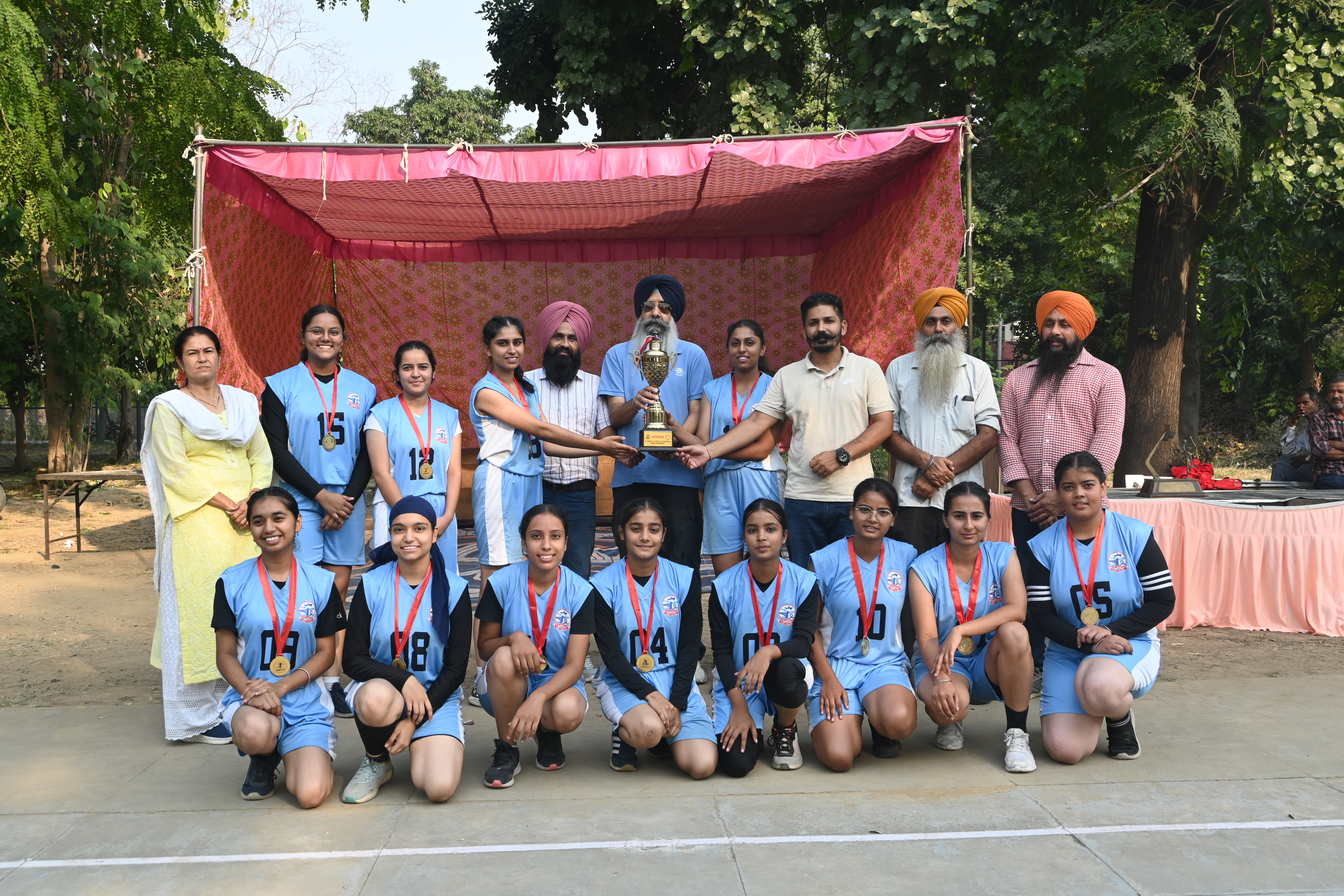 Runner-up hockey Men Team